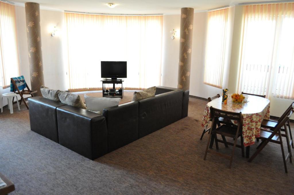 St. George Apartments ネセバル エクステリア 写真