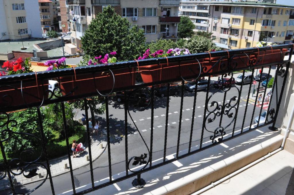 St. George Apartments ネセバル エクステリア 写真